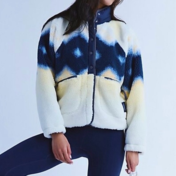 NEW Size XS Free People Hit The Slopes Printed Fleece Teddy Sherpa Ivory Jacket - Picture 9 of 10
